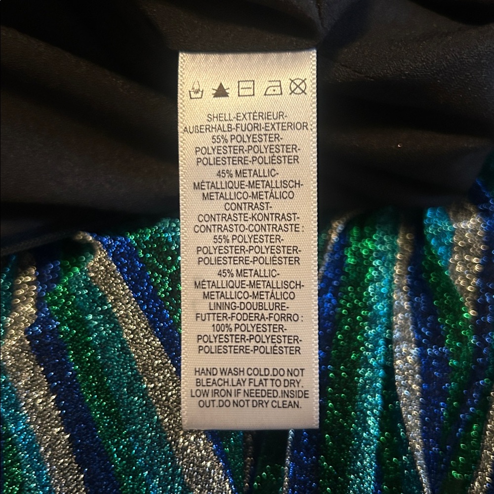 Elegant Green and Blue Chevron Dress - Picture 8 of 8